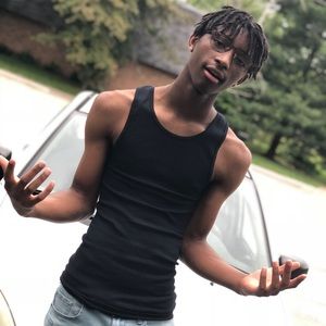 Meet your Posher, Dejion